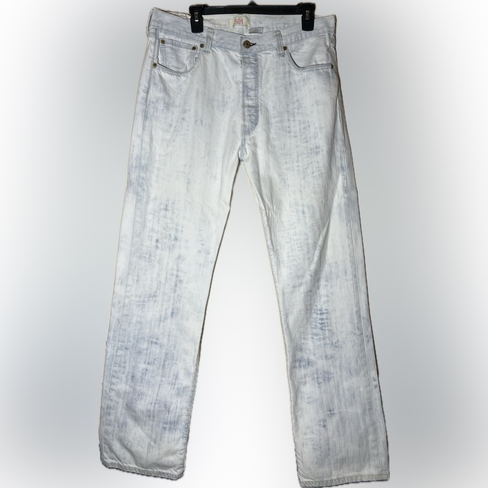Levi's 501 Faded Blue Wash Straight Jeans